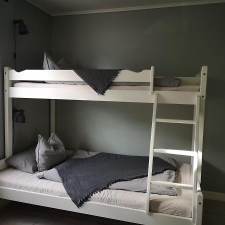 Old School Pa Eidslandet - Exclusive Apartment Экстерьер фото